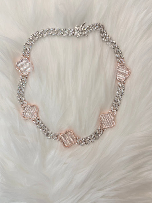 Clover Rhinestone Necklace - Silver