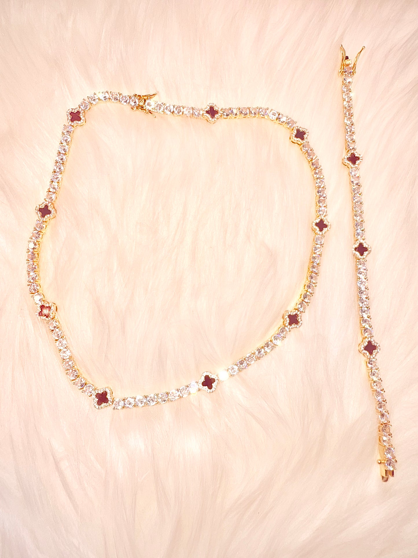 Mini red clover Rhinestone Set